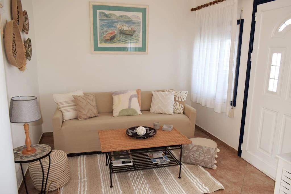 Villa Ocean Vista Retreat Skala Polichnitou Esterno foto